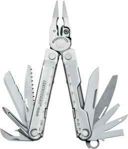 multitool outdoor wandern bergsteigen natur trekking urlaub