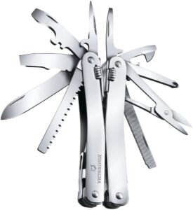 swisstool multitool outdoor wandern natur 